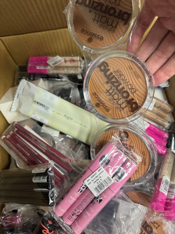 Buy Wholesale Makeup Pallets