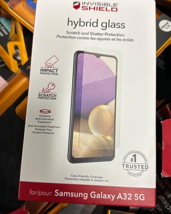 Buy iPhone Cases & Screen Protection Pallet