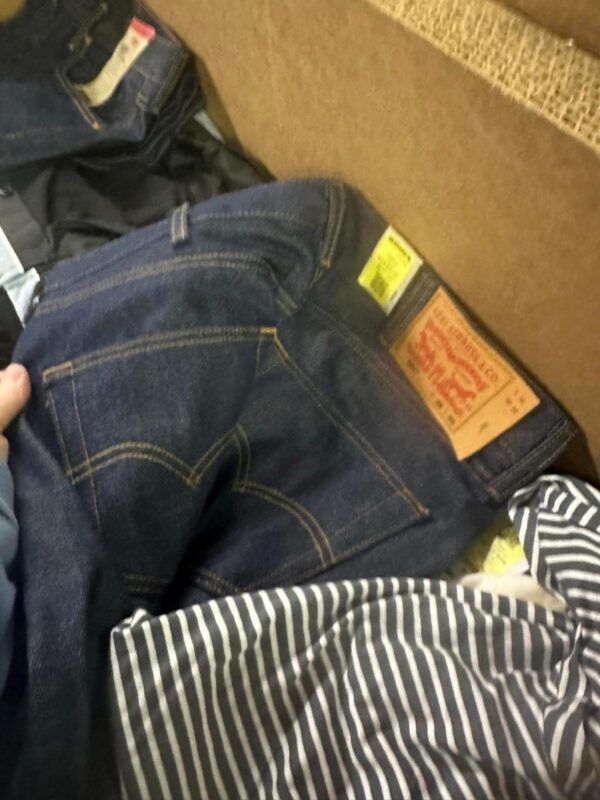 Buy Mixed Clothing Pallets for Men & Women